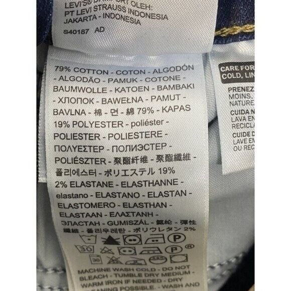 Levi's 711 Woman's Skinny Jeans Mid-Rise Distressed Blue Wash  Stretch SZ 26x30 - Picture 7 of 9